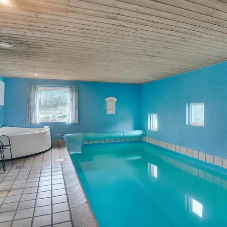 5 Bedroom Pet Friendly In * Oksbøl