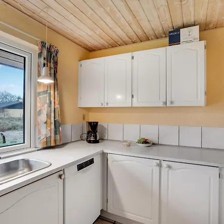 5 Bedroom Pet Friendly In Oksbøl