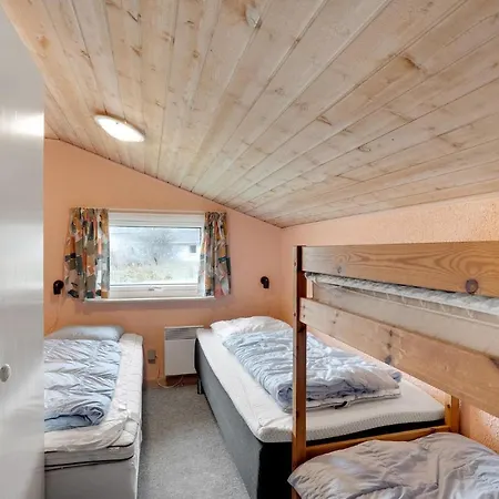 5 Bedroom Pet Friendly In * Oksbøl